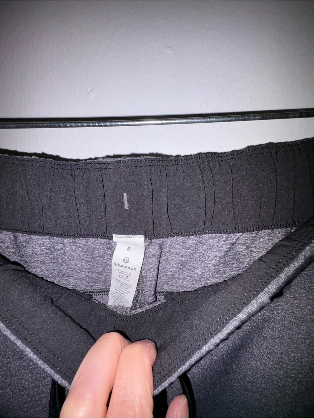 Lululemon athletica On the fly pants 27”, grey, size 6 - Picture 9 of 11